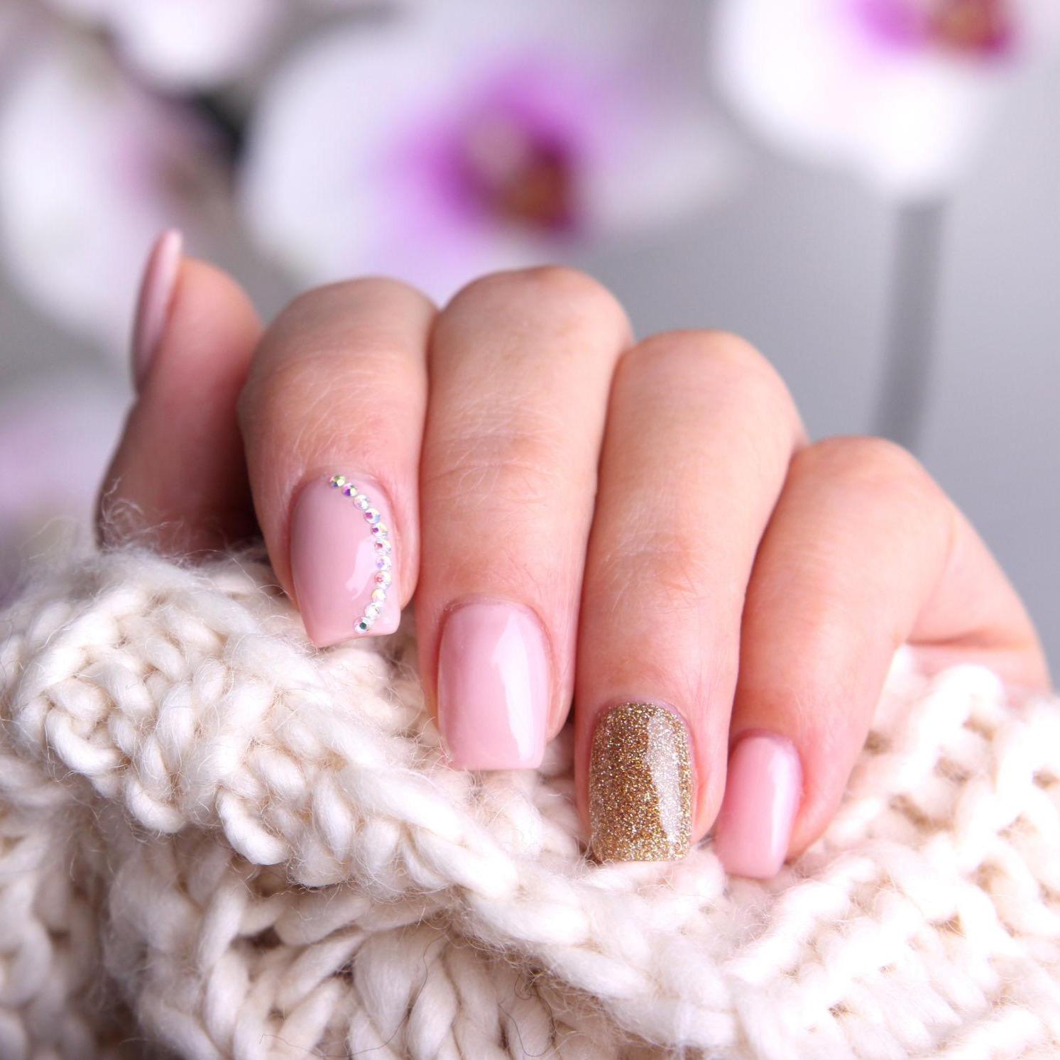 nails_square2_1x1